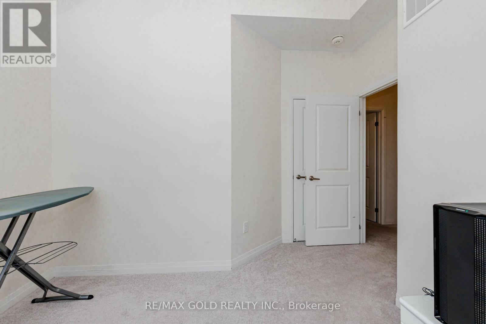 111 Carneros Way, Markham, Ontario  L6B 1R2 - Photo 37 - N13106754