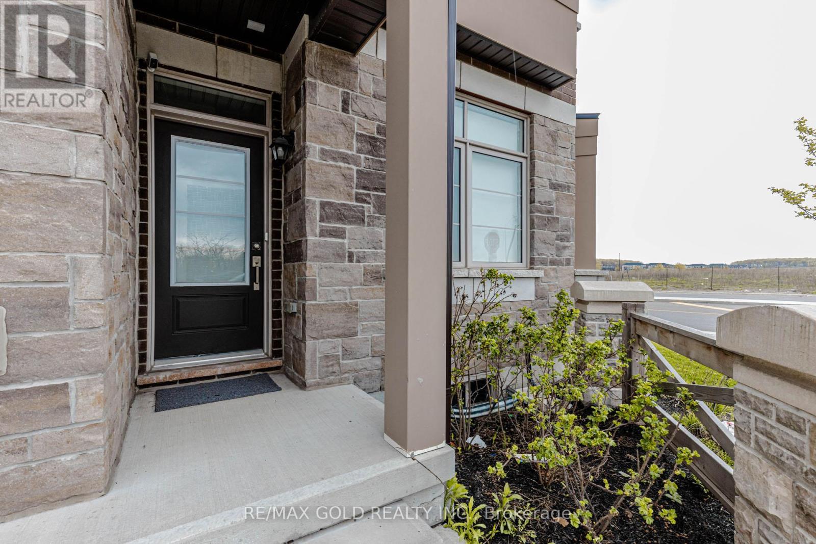 111 Carneros Way, Markham, Ontario  L6B 1R2 - Photo 45 - N13106754