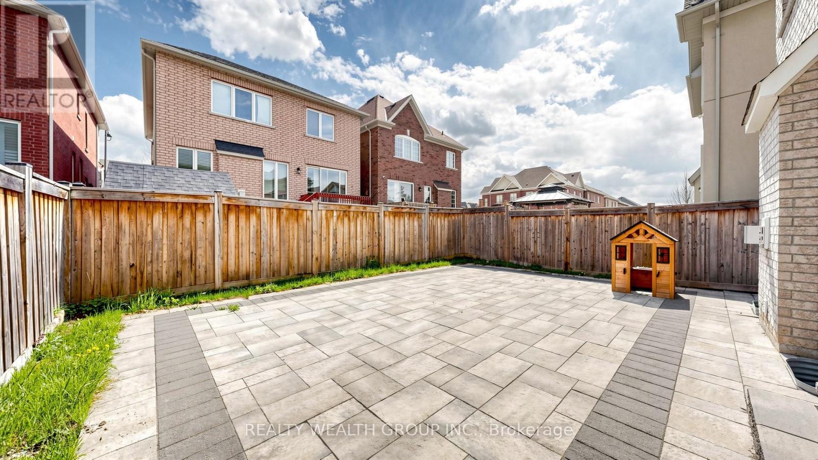 29 Frederick Pearson Street, East Gwillimbury, Ontario  L9N 0R8 - Photo 36 - N13106856