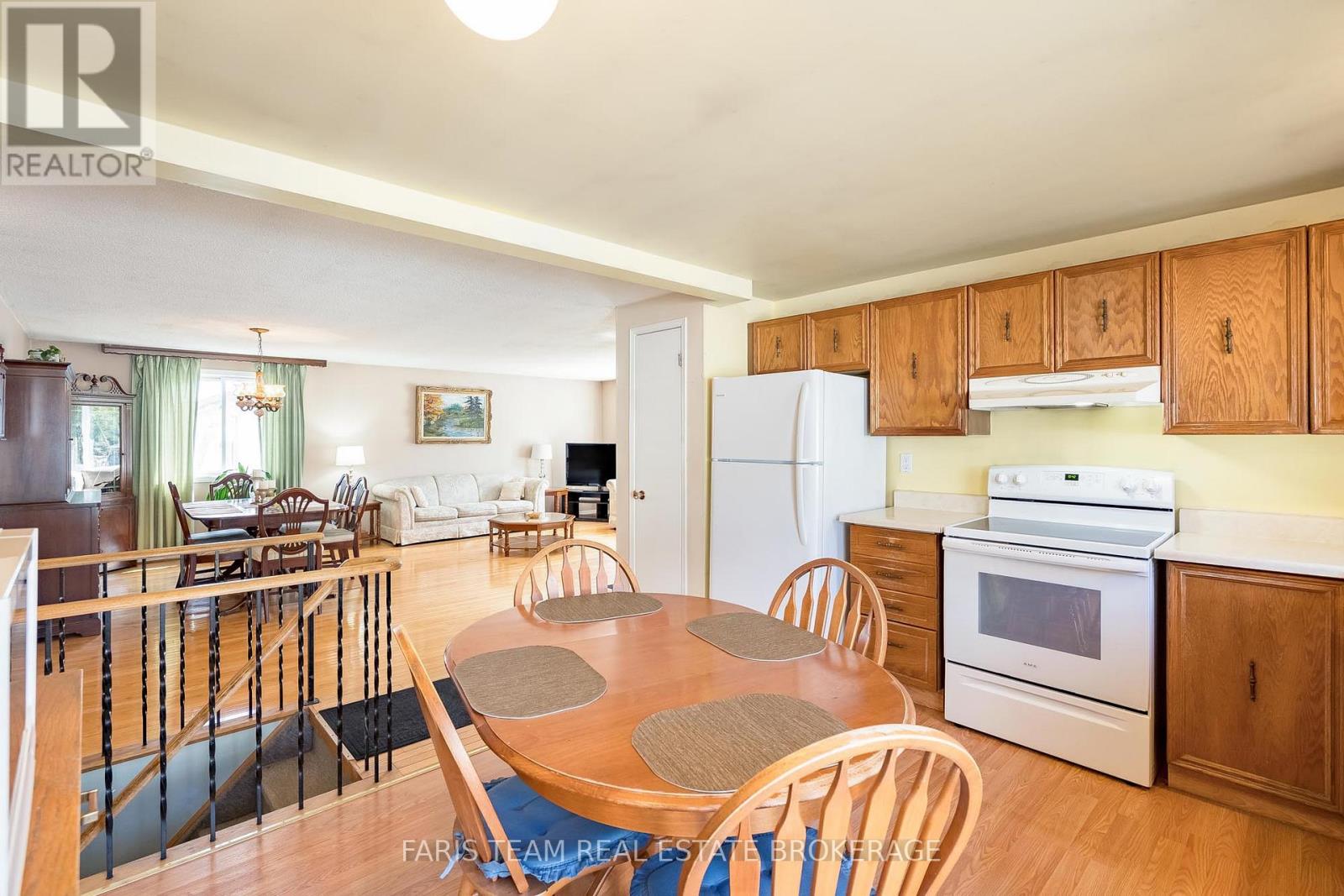 308 Christine Drive, Midland, Ontario  L4R 5A4 - Photo 7 - S13106804