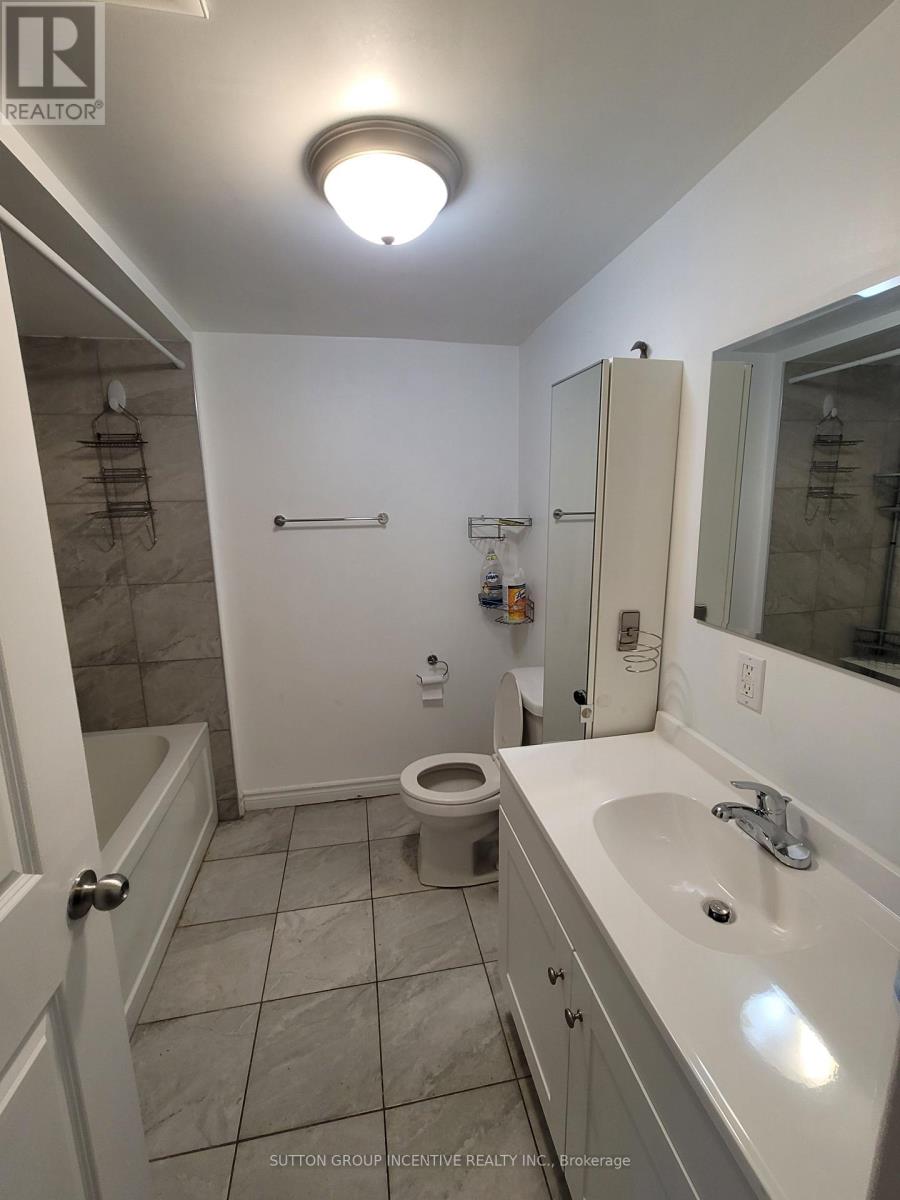 50 Farmingdale Crescent, Barrie, Ontario  L4M 5E5 - Photo 28 - S13106824