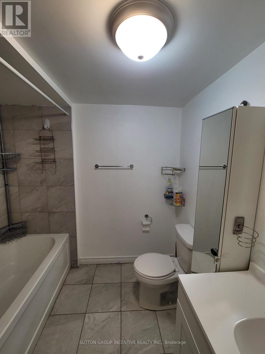 50 Farmingdale Crescent, Barrie, Ontario  L4M 5E5 - Photo 30 - S13106824