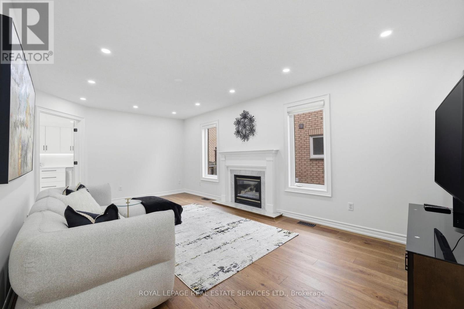 2531 Morrison Avenue, Mississauga, Ontario  L5C 3J6 - Photo 17 - W13106760