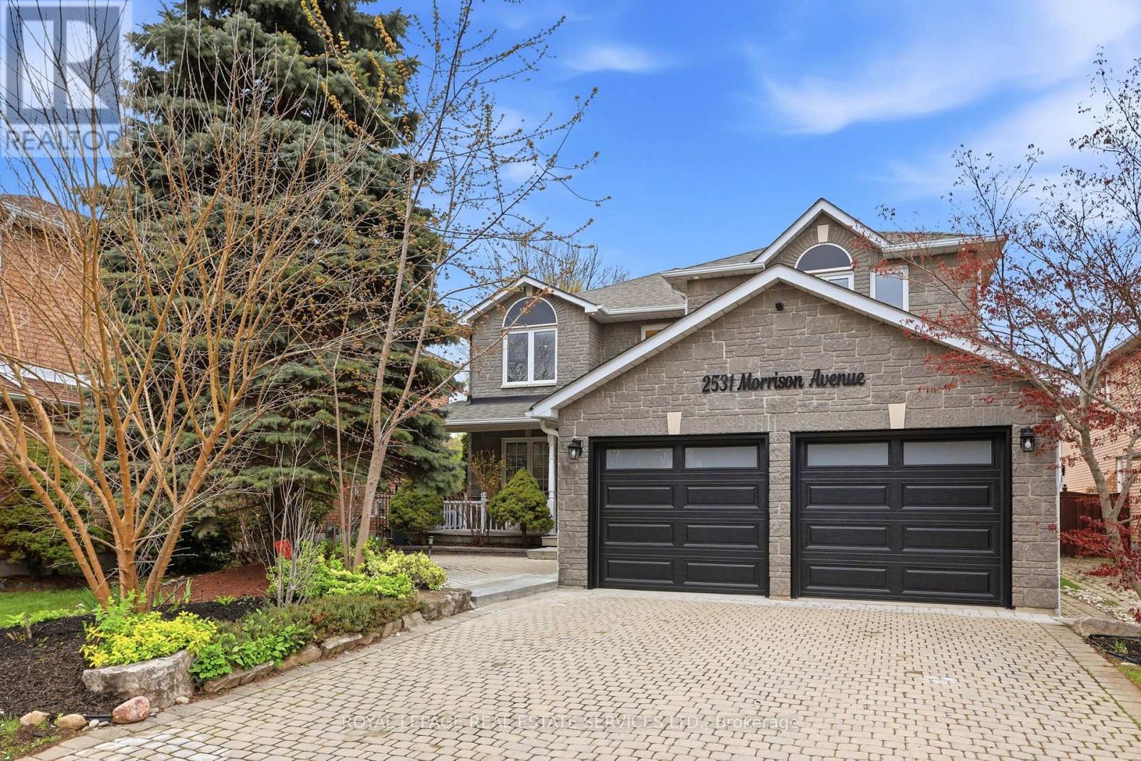2531 Morrison Avenue, Mississauga, Ontario  L5C 3J6 - Photo 2 - W13106760