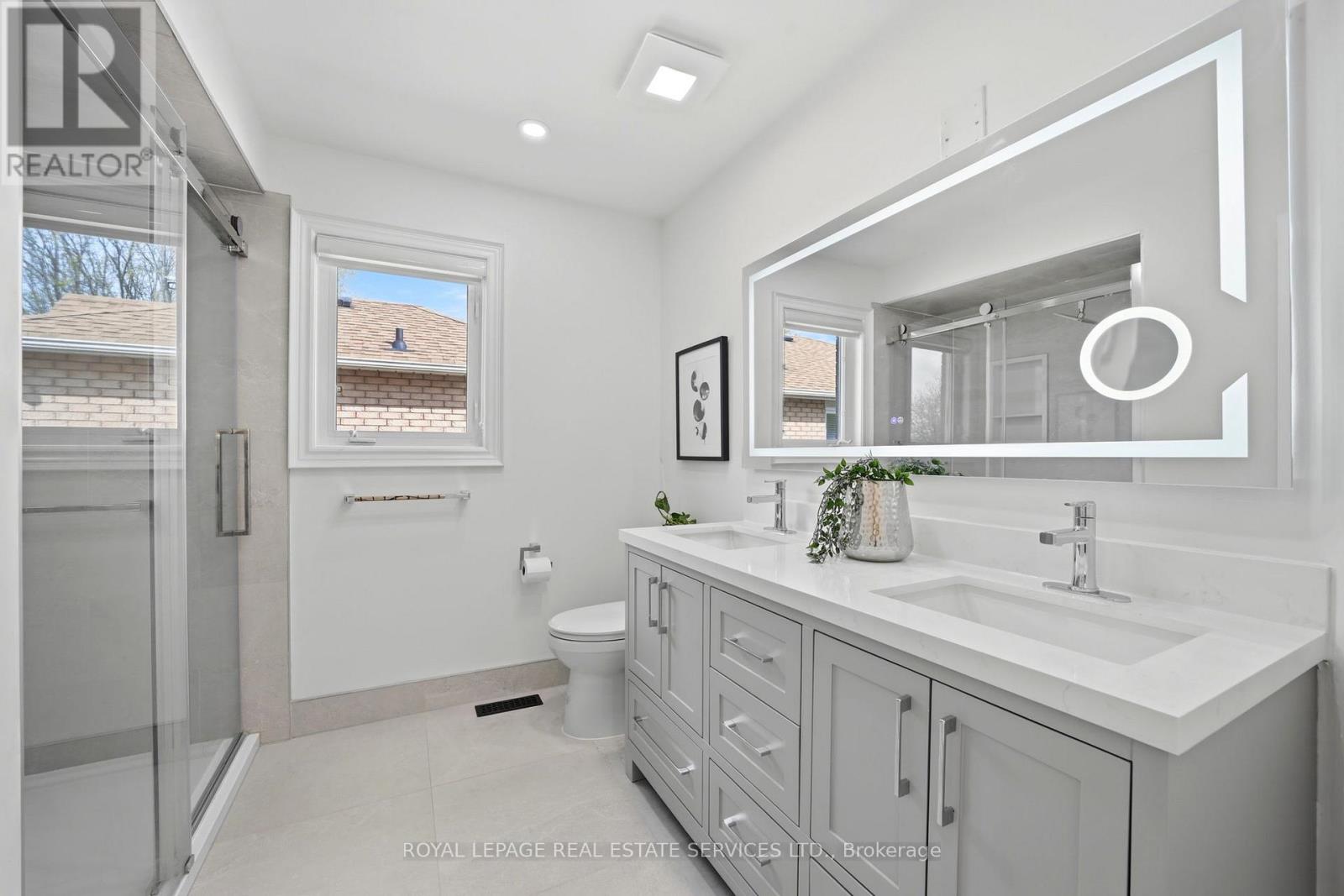2531 Morrison Avenue, Mississauga, Ontario  L5C 3J6 - Photo 32 - W13106760