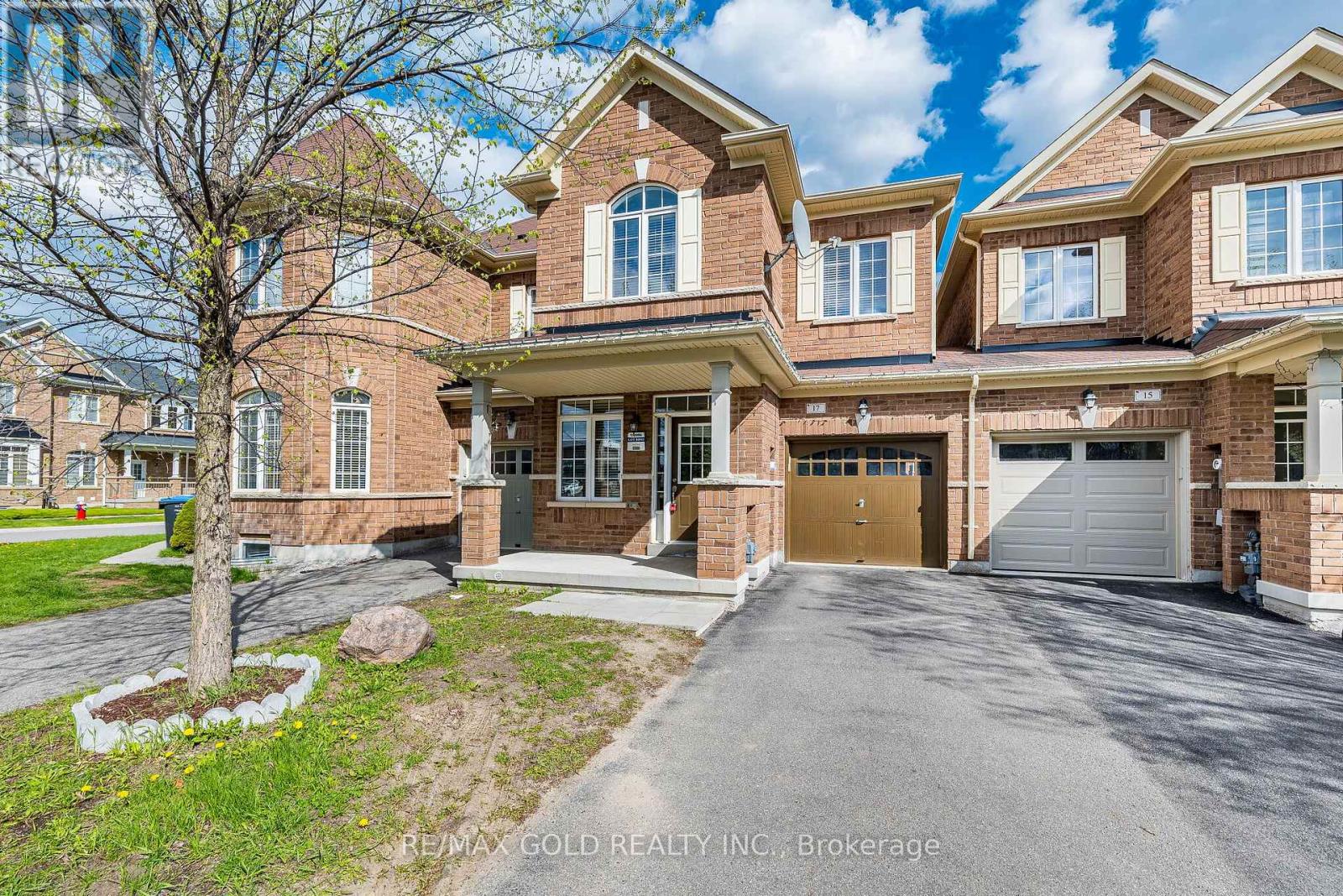 17 PRIMO ROAD, Brampton, Ontario