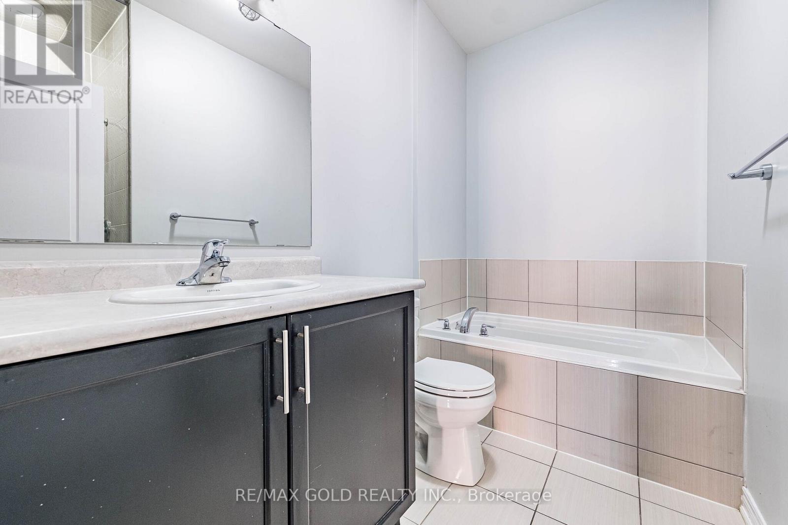 17 Primo Road, Brampton, Ontario  L7A 0Z9 - Photo 34 - W13106818