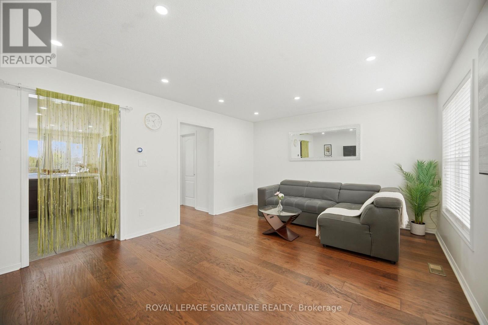 2909 Garnethill Way, Oakville, Ontario  L6M 5E9 - Photo 7 - W13106822