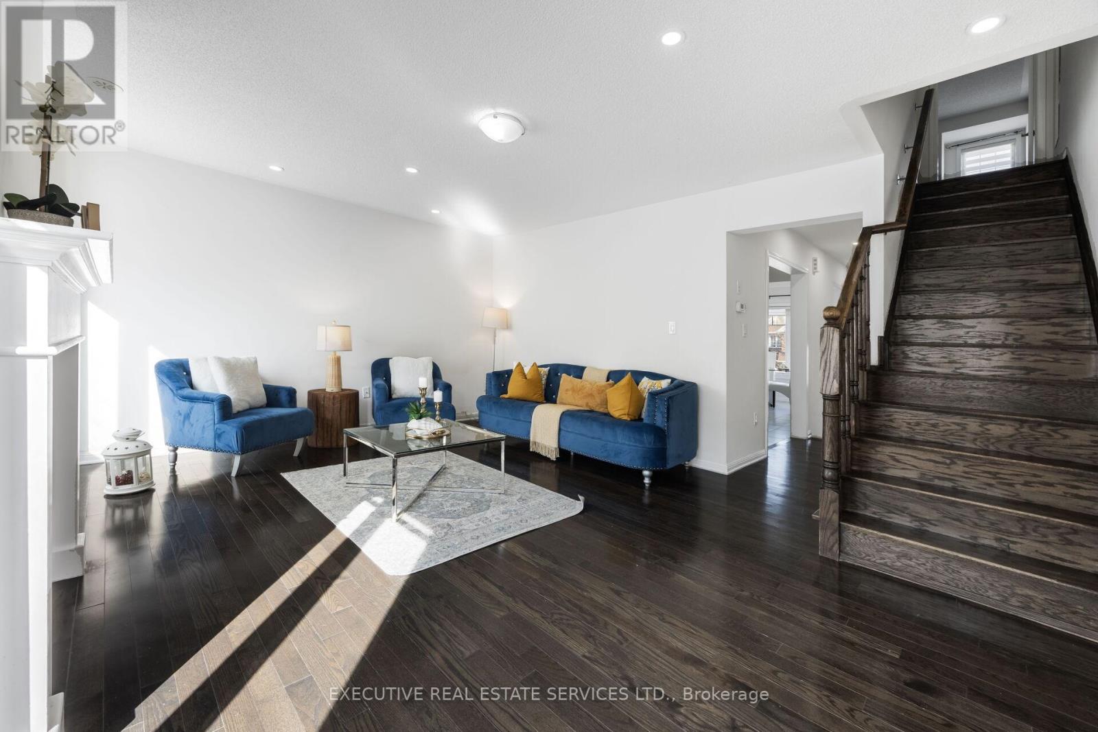 101 Mccleave Crescent, Brampton, Ontario  L6Y 4Y9 - Photo 10 - W13106854