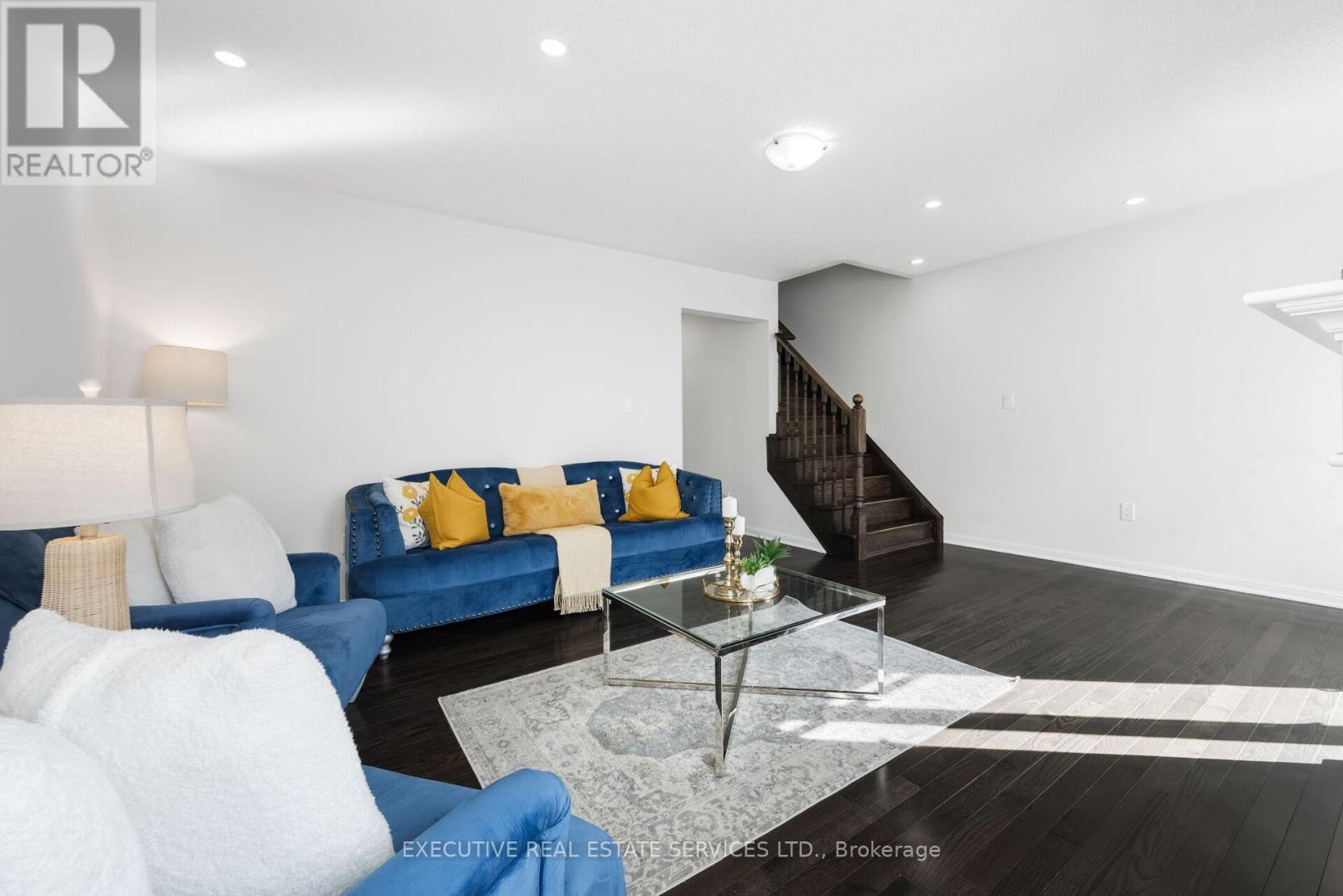 101 Mccleave Crescent, Brampton, Ontario  L6Y 4Y9 - Photo 11 - W13106854