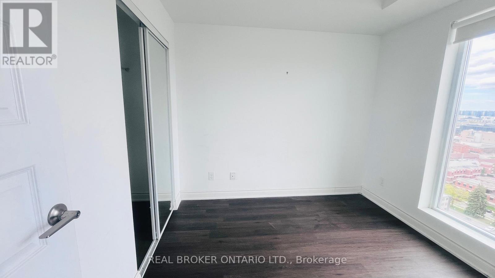 2204 - 158 King Street N, Waterloo, Ontario  N2J 0E5 - Photo 17 - X13106838