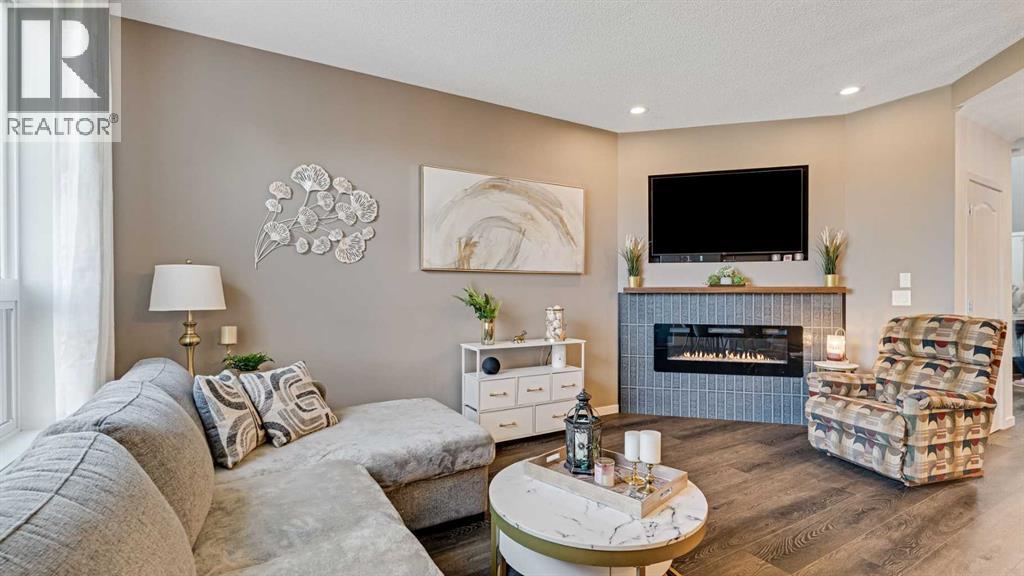 36 New Brighton Landing Se, Calgary, Alberta  T2Z 0S5 - Photo 6 - A2308615