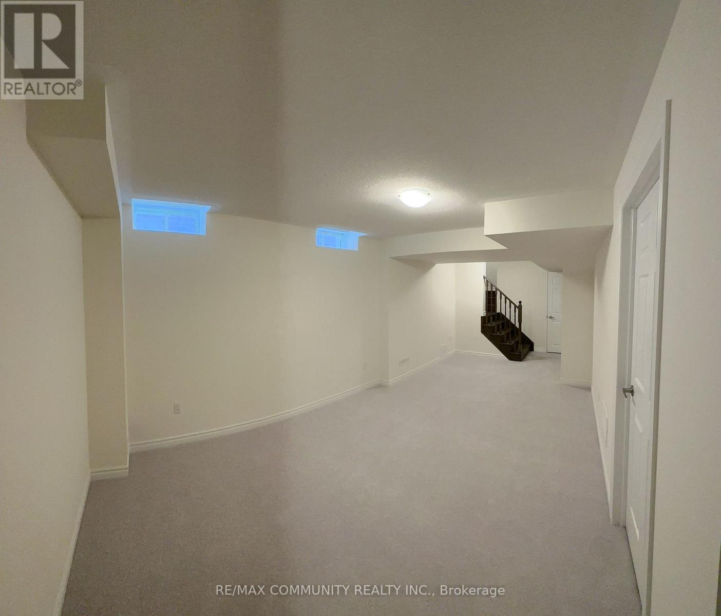 59 Mountainside Crescent, Whitby, Ontario  L1R 0P4 - Photo 8 - E13101190