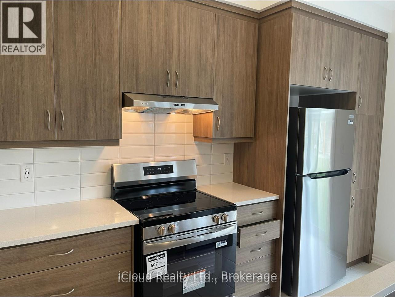 44 Foxley Heights, Barrie, Ontario  L9S 0Z8 - Photo 4 - S13100844