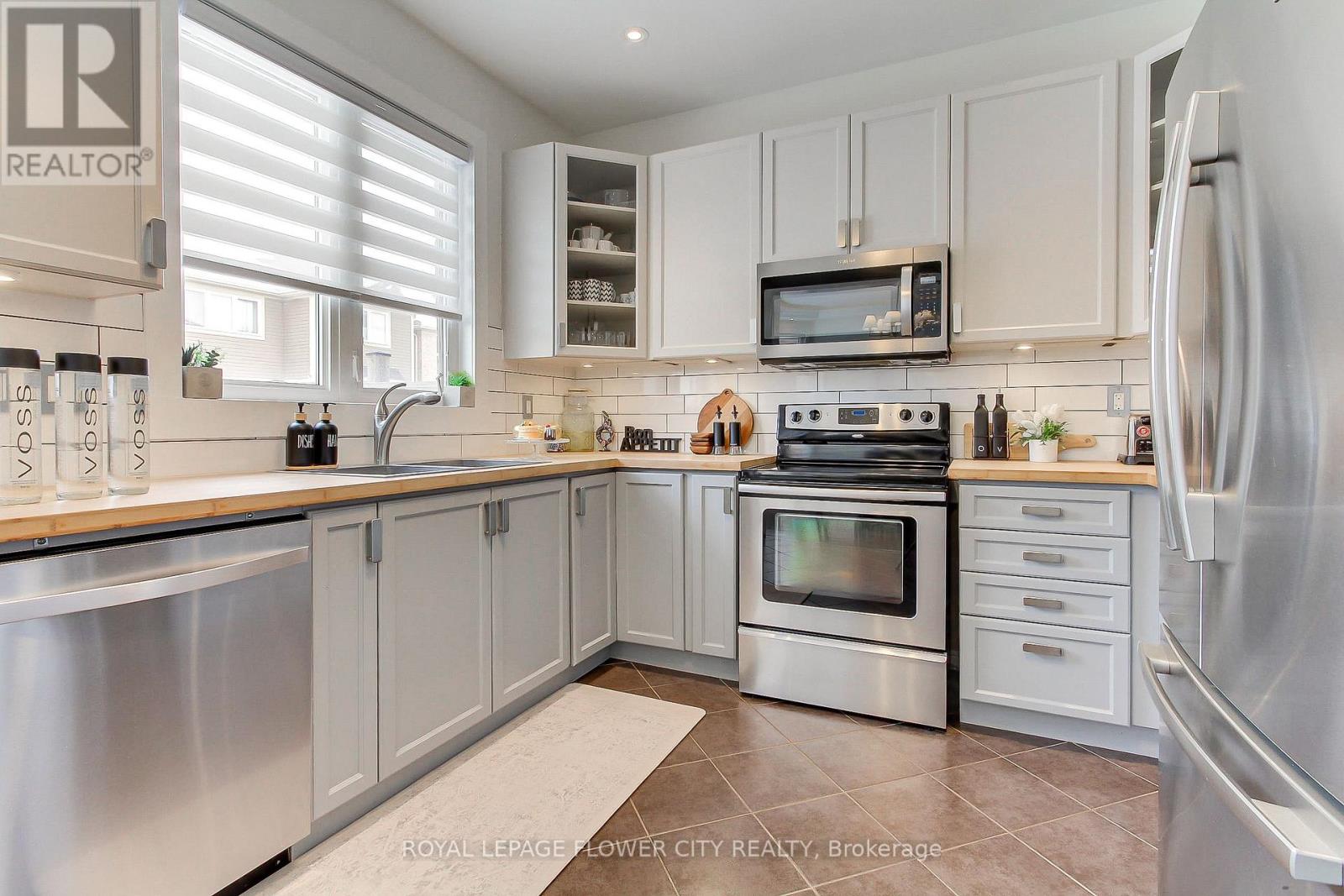 917 Mctrach Crescent, Milton, Ontario  L9T 1M5 - Photo 16 - W12784796