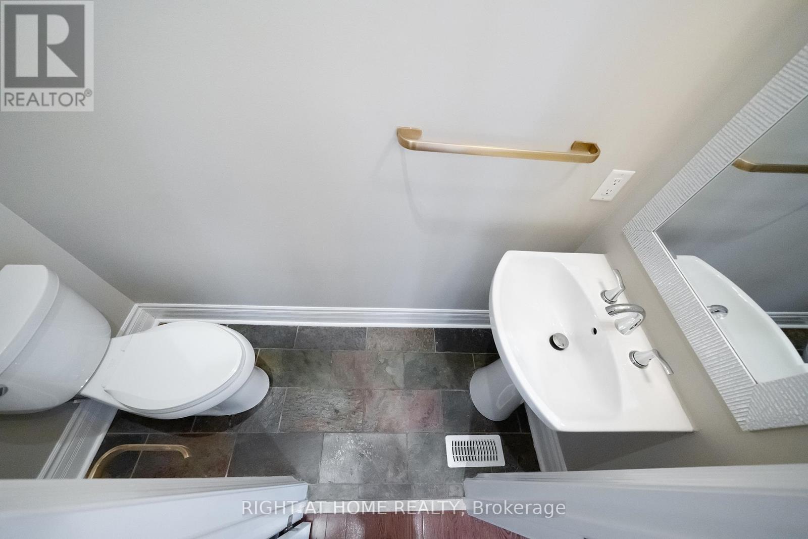 3353 Skipton Lane, Oakville, Ontario  L6M 0K3 - Photo 21 - W13100444