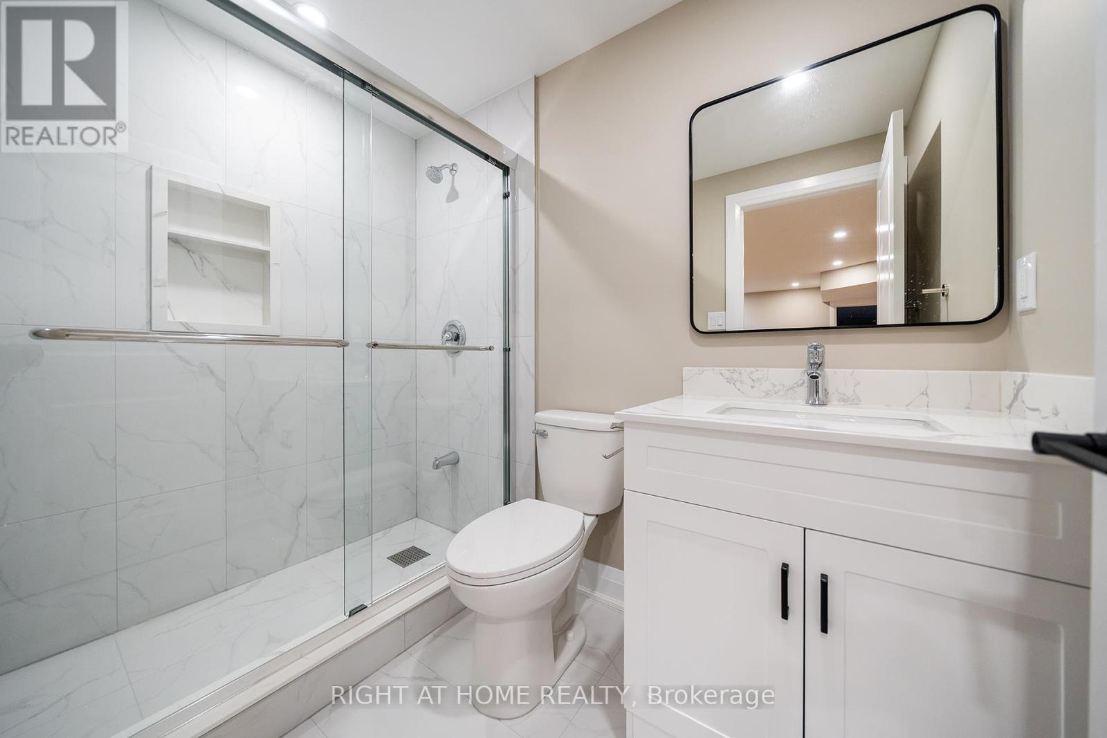 3353 Skipton Lane, Oakville, Ontario  L6M 0K3 - Photo 44 - W13100444