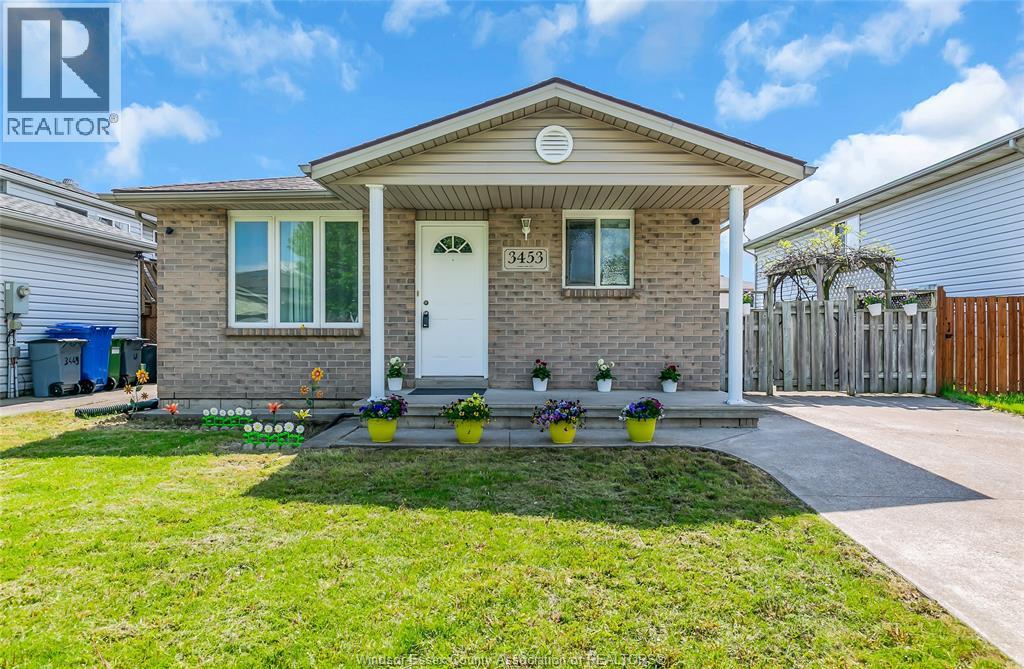 3453 CARIBOU CRESCENT, Windsor, Ontario
