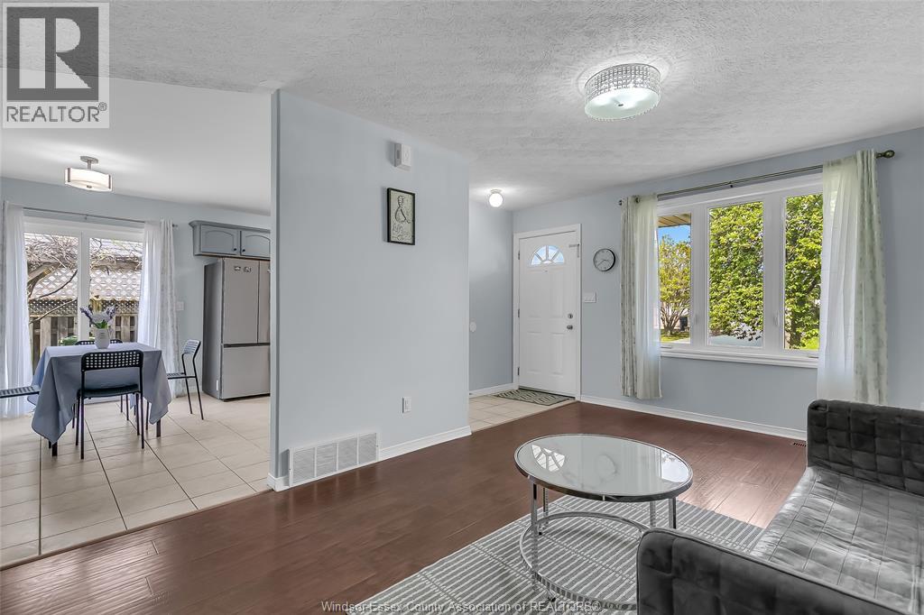 3453 Caribou Crescent, Windsor, Ontario  N8W 5V4 - Photo 7 - 26010549