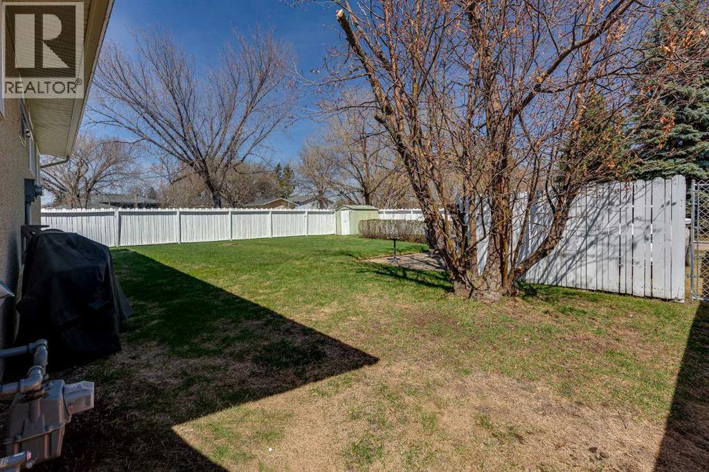 2 Otterbury Avenue, Red Deer, Alberta  T4N 4Z9 - Photo 40 - A2309520