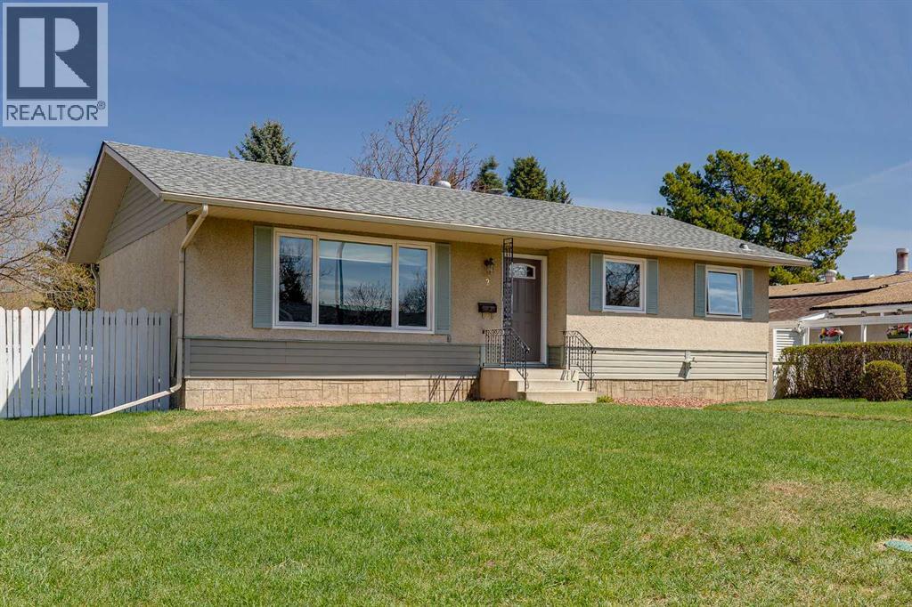 2 Otterbury Avenue, Red Deer, Alberta  T4N 4Z9 - Photo 1 - A2309520