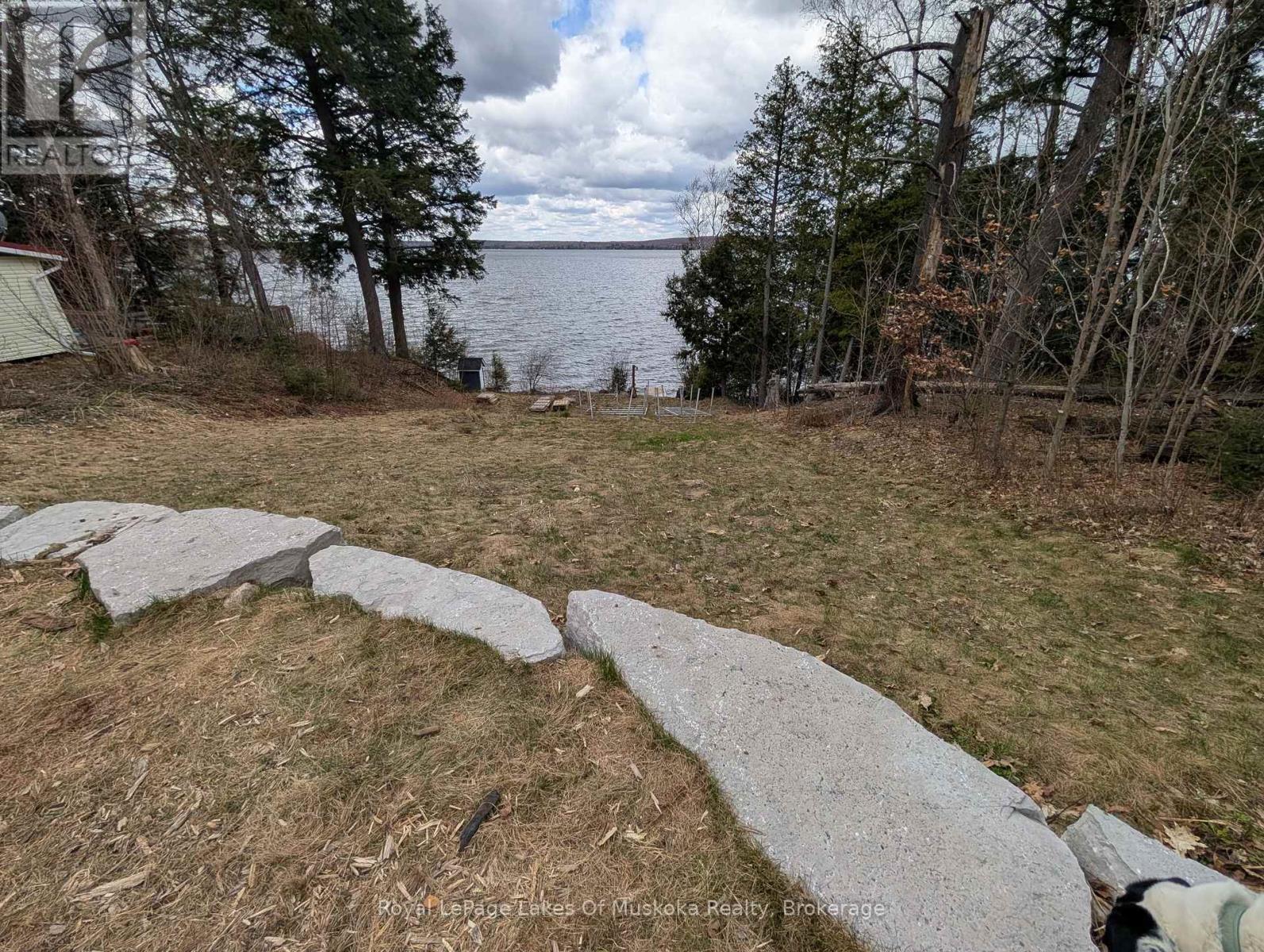 1388 South Lake Bernard Road, Strong, Ontario  P0A 1Z0 - Photo 8 - X13106870