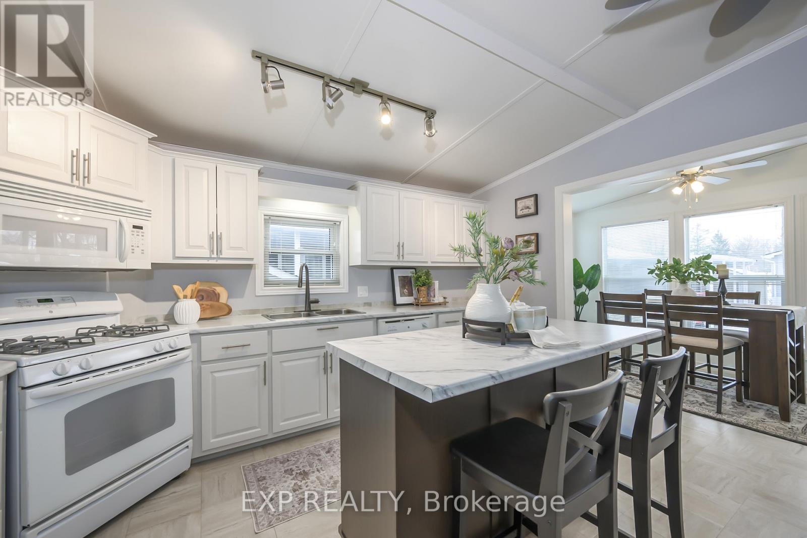 51 - 22790 Amiens Road, Middlesex Centre, Ontario  N0L 1R0 - Photo 17 - X13106912