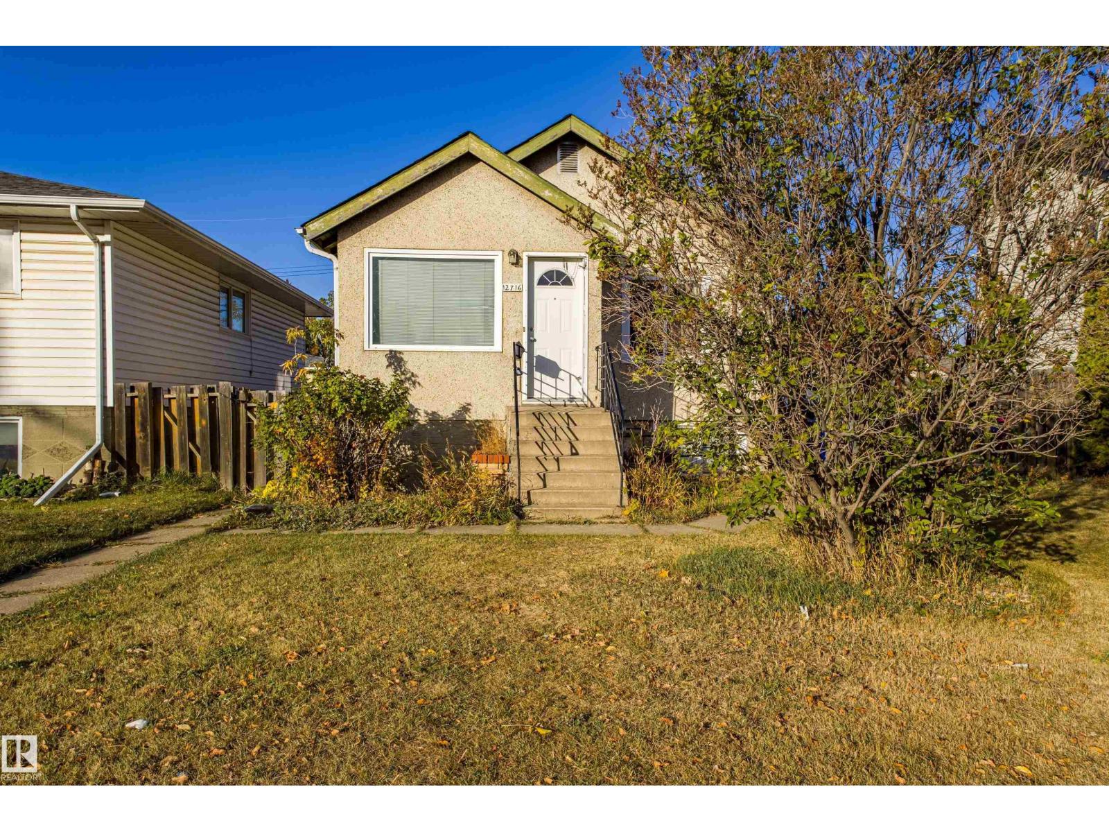 12716 12718 94 St Nw, Edmonton, Alberta  T5E 3V5 - Photo 2 - E4486803