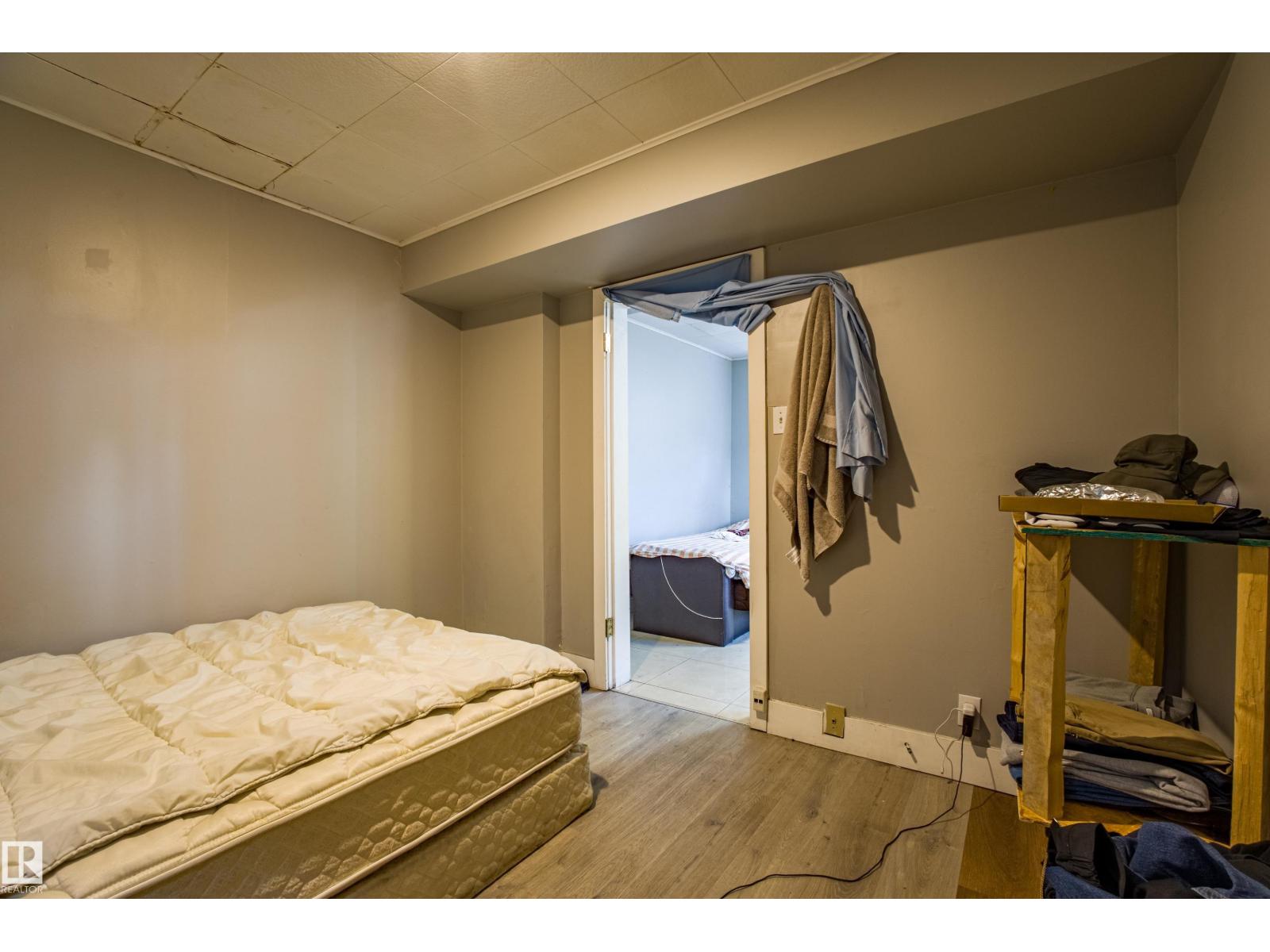 12716 12718 94 St Nw, Edmonton, Alberta  T5E 3V5 - Photo 30 - E4486803
