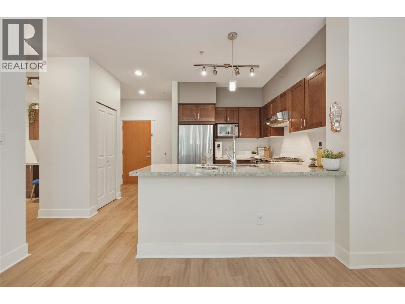 308 1111 E 27th Street, North Vancouver, British Columbia  V7J 1S3 - Photo 12 - R3121651