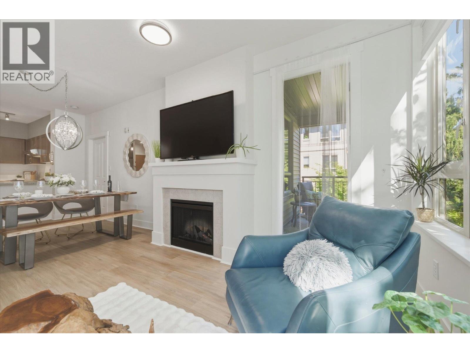 308 1111 E 27th Street, North Vancouver, British Columbia  V7J 1S3 - Photo 2 - R3121651