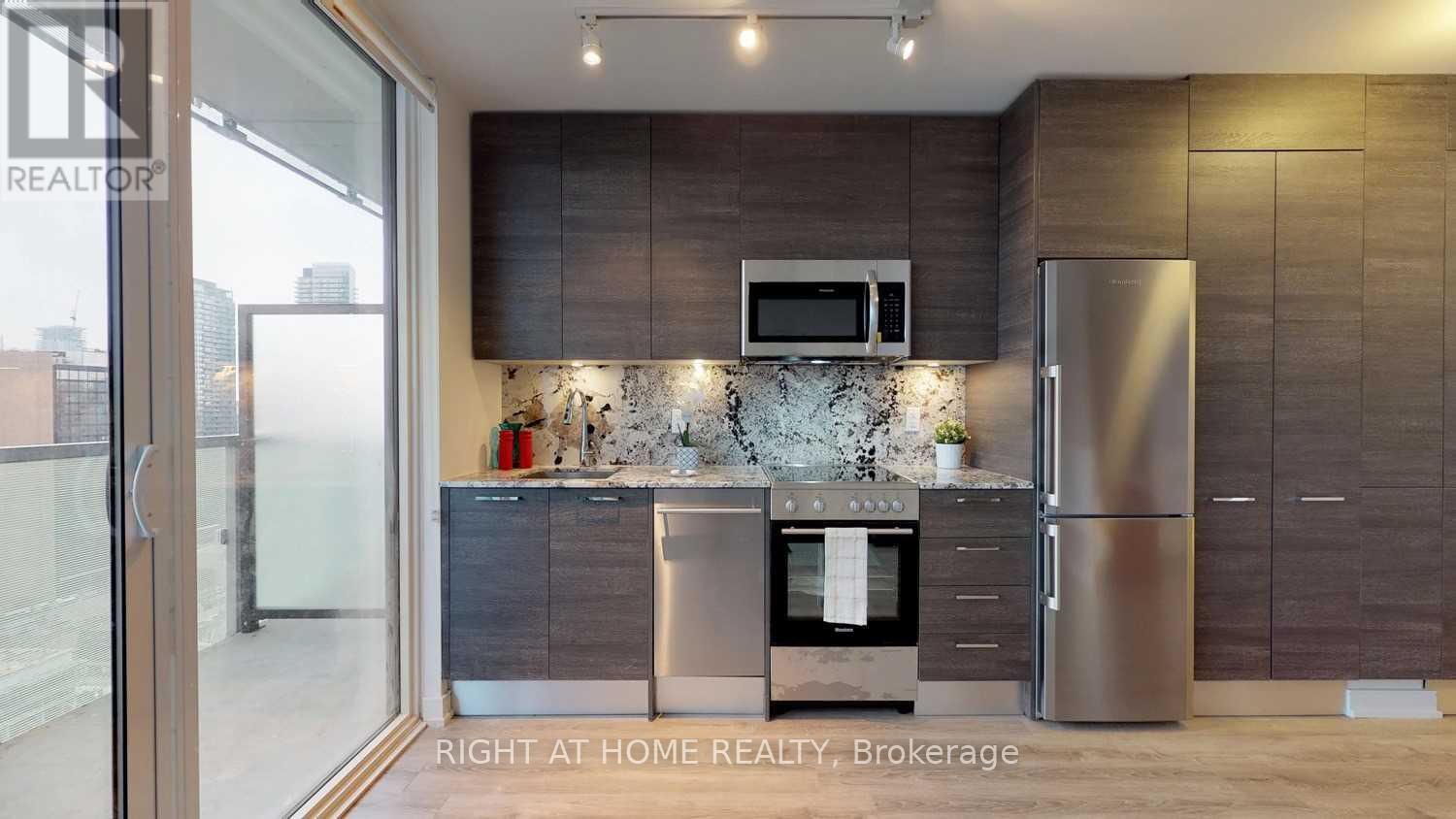 2403 - 28 Wellesley Street E, Toronto, Ontario  M4Y 0C4 - Photo 6 - C13106886