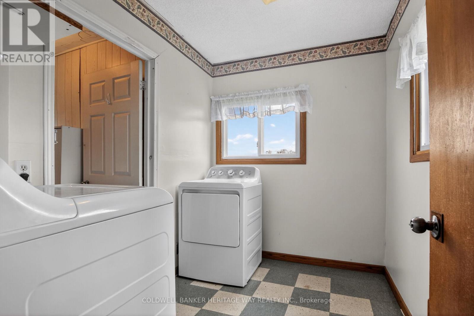 114 & 112 Clarence Street, Lanark Highlands, Ontario  K0G 1K0 - Photo 14 - X13106866
