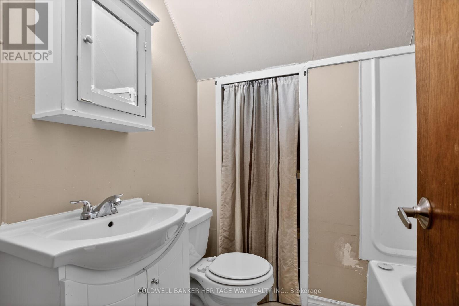 114 & 112 Clarence Street, Lanark Highlands, Ontario  K0G 1K0 - Photo 27 - X13106866