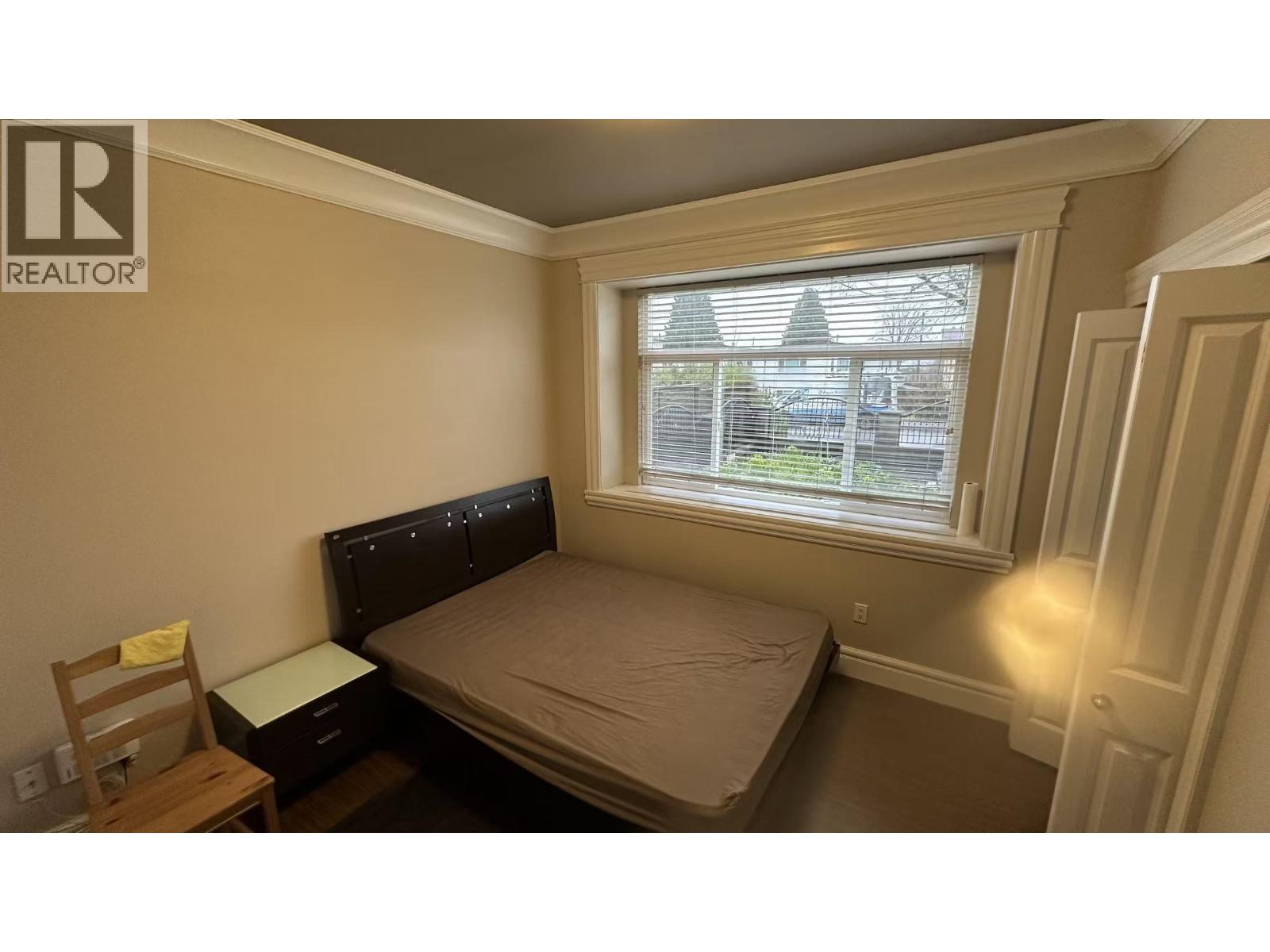 Ground Level 6661 Aubrey St, Burnaby, British Columbia  V5B 2E3 - Photo 5 - R3121648