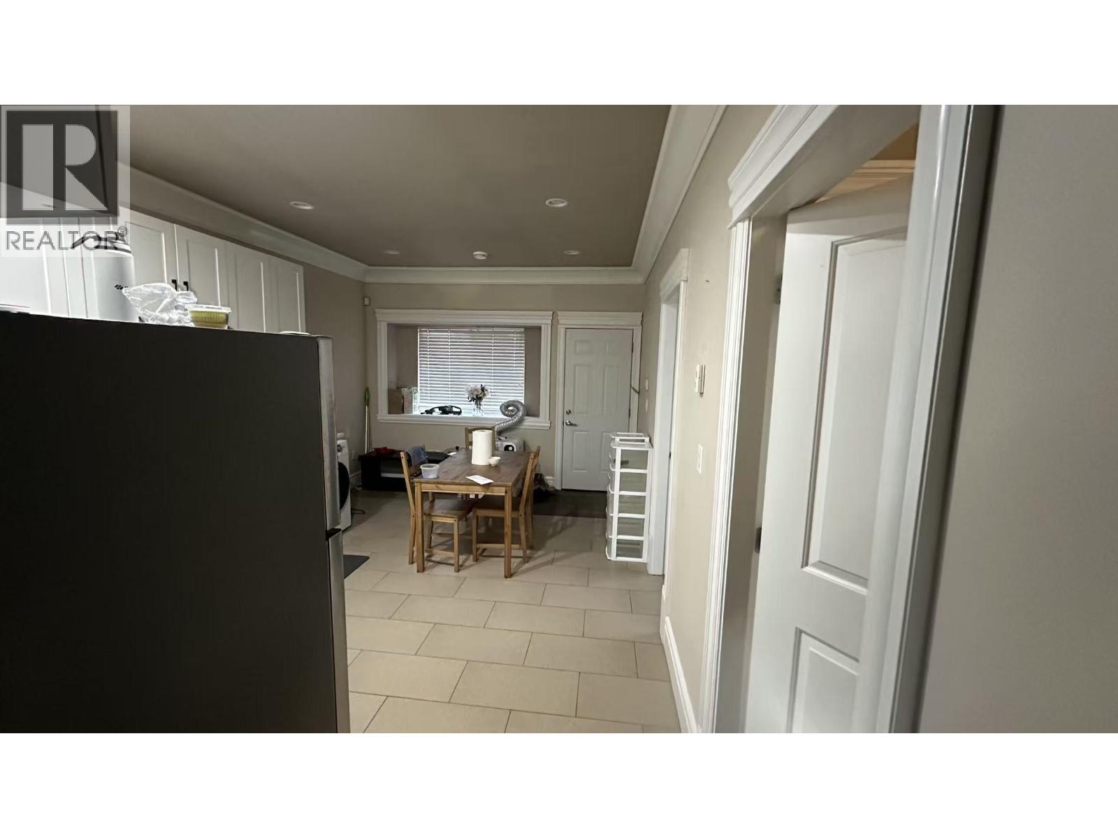 Ground Level 6661 Aubrey St, Burnaby, British Columbia  V5B 2E3 - Photo 7 - R3121648