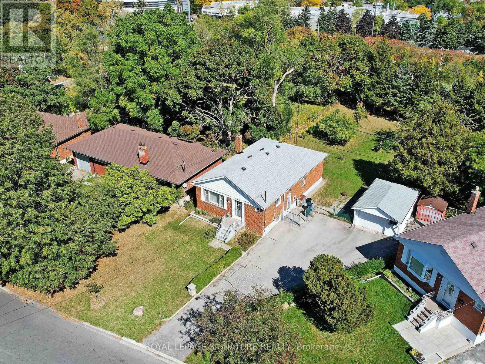 Main - 116 Earlton Road, Toronto, Ontario  M1T 3V4 - Photo 15 - E13106880