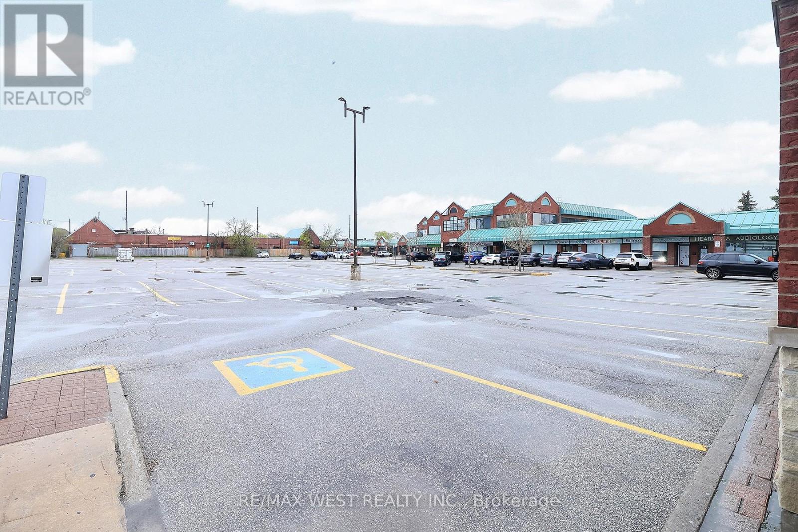 21 - 1118 Centre St Street, Vaughan, Ontario  L4J 7R9 - Photo 18 - N13106896