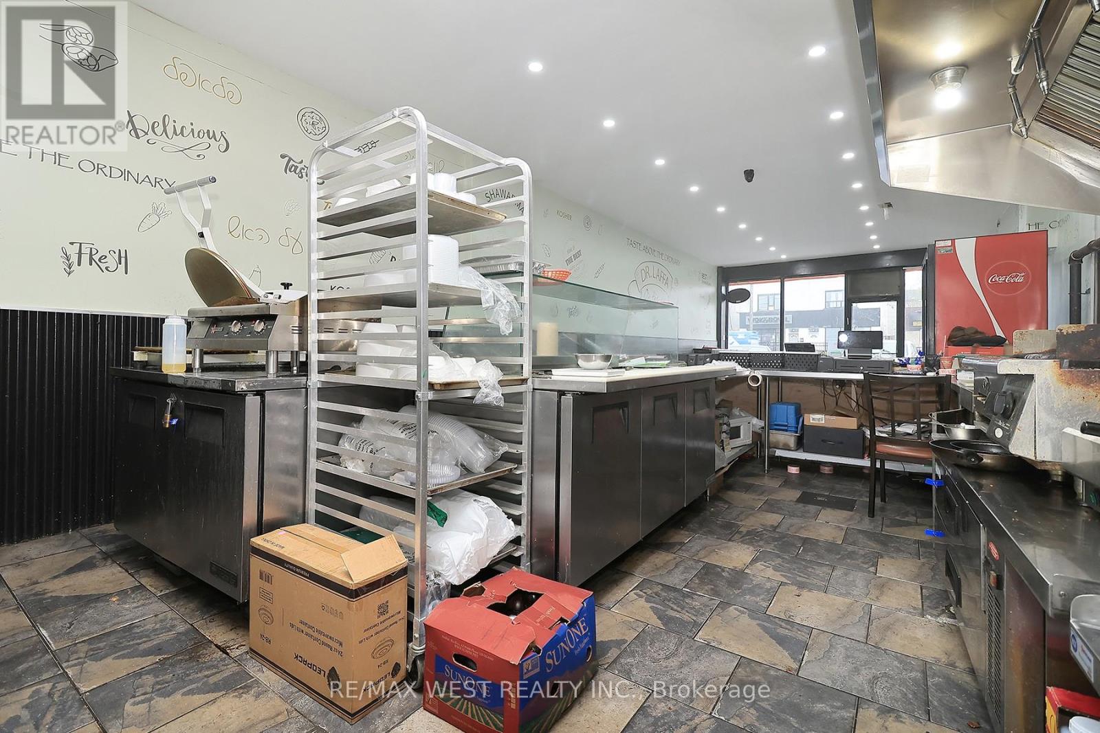 21 - 1118 Centre St Street, Vaughan, Ontario  L4J 7R9 - Photo 25 - N13106896