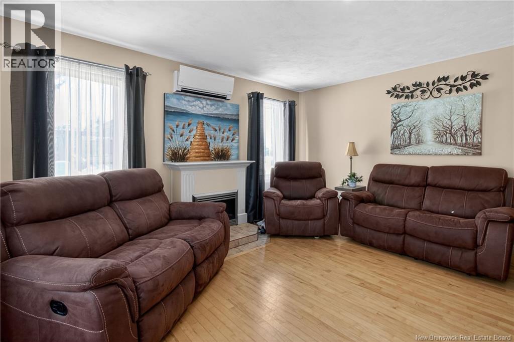 39 Glenwood Drive, Moncton, New Brunswick  E1A 2M8 - Photo 6 - NB136323