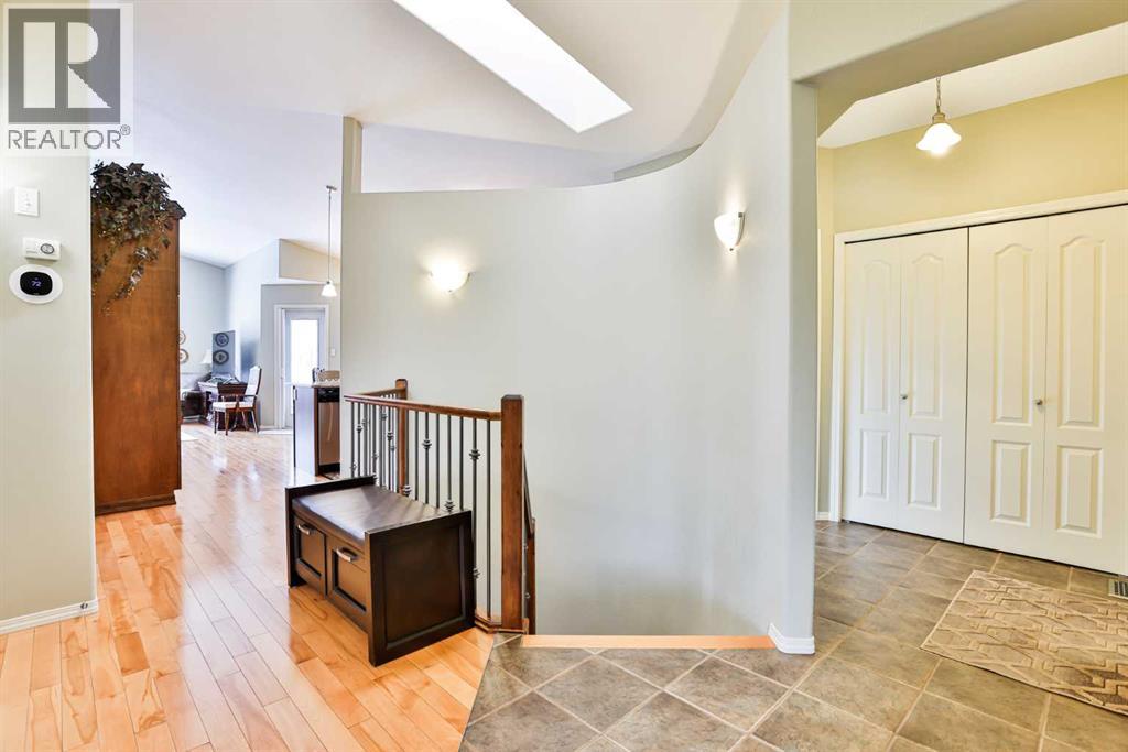 91 Fairmont Point S, Lethbridge, Alberta  T1K 7W8 - Photo 6 - A2302875