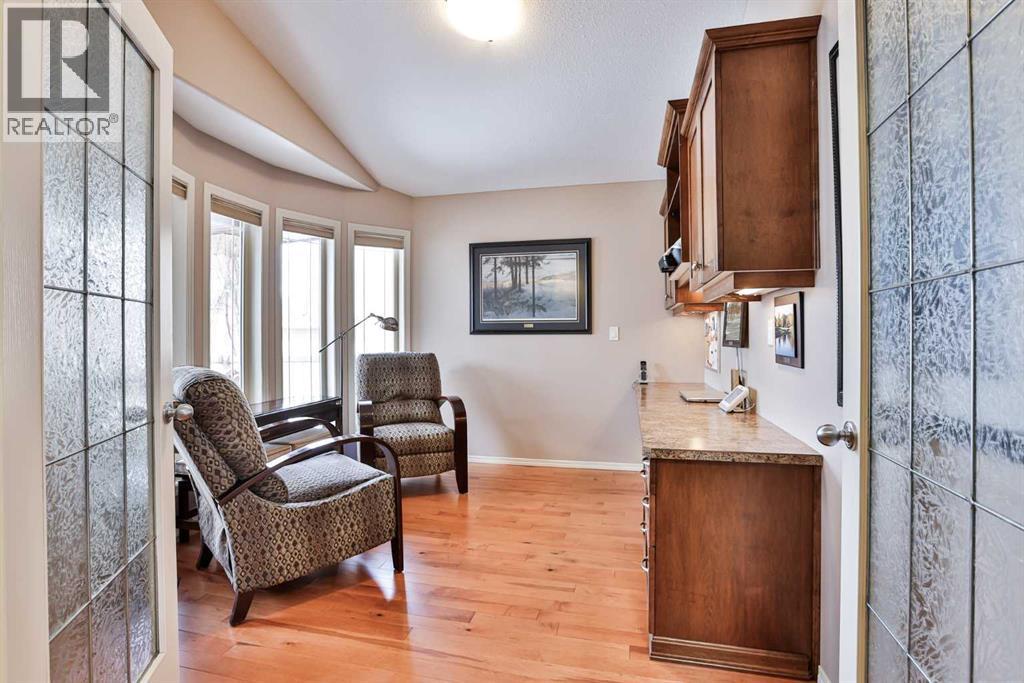 91 Fairmont Point S, Lethbridge, Alberta  T1K 7W8 - Photo 5 - A2302875
