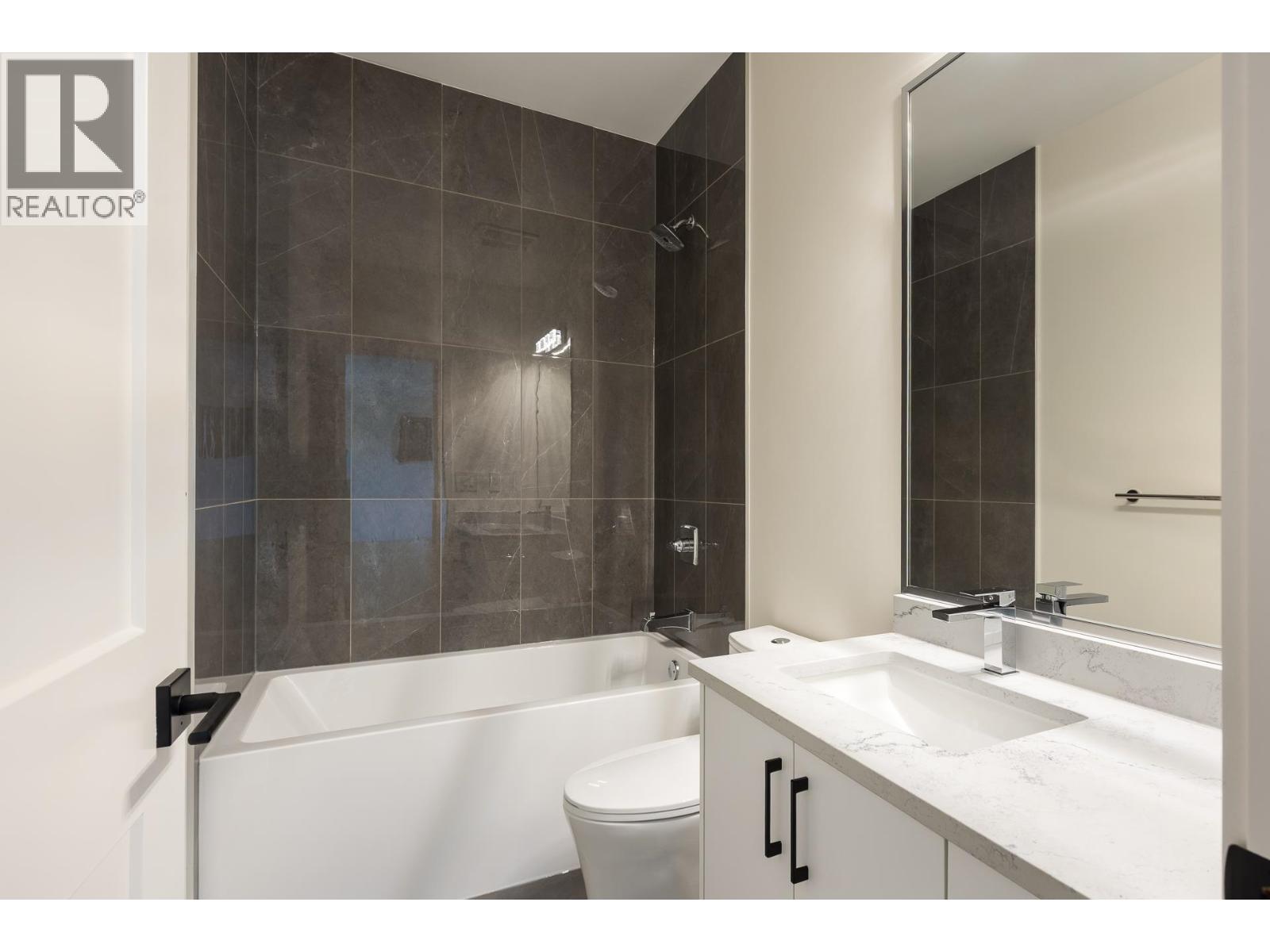 3510 Danielson Drive, Coquitlam, British Columbia V3E 3H2 - Photo 37 - R3062206