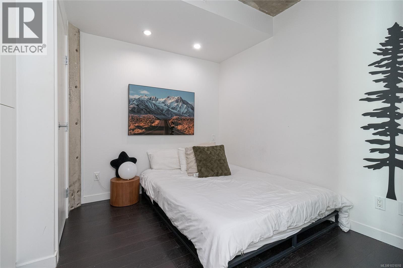 417 770 Fisgard St, Victoria, British Columbia  V8W 0B8 - Photo 17 - 1031010