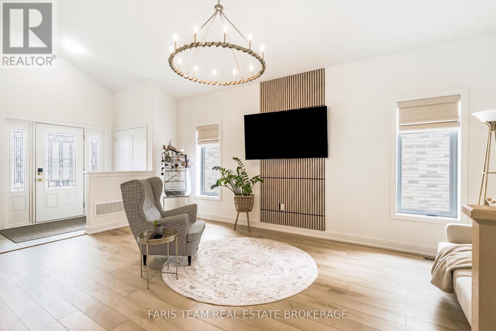 71 Uplands Drive, Grey Highlands, Ontario  N0C 1H0 - Photo 13 - X13106888