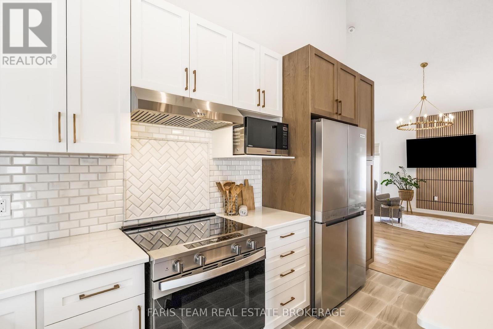 71 Uplands Drive, Grey Highlands, Ontario  N0C 1H0 - Photo 8 - X13106888