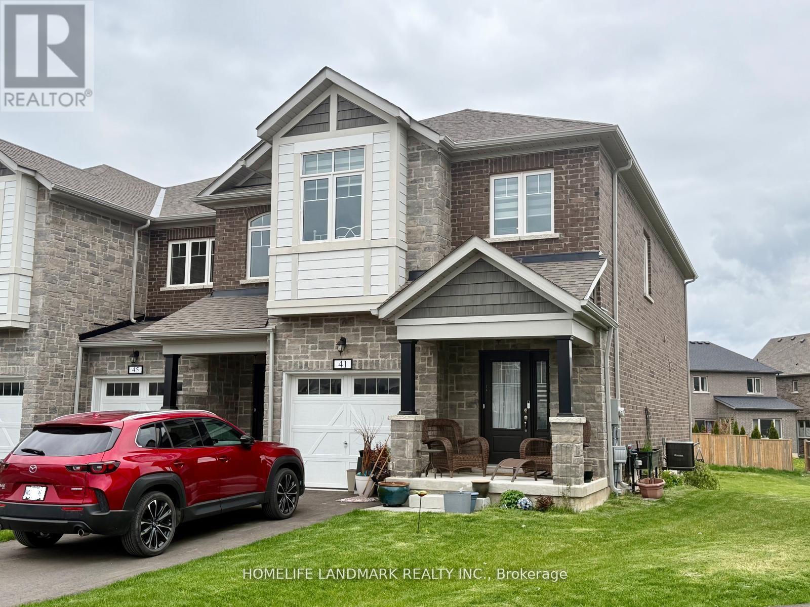41 SAPPHIRE WAY
