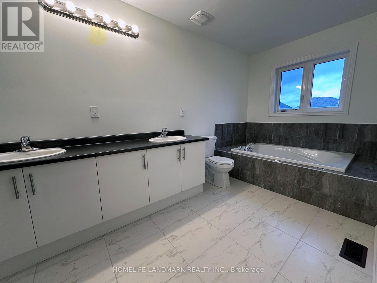 41 Sapphire Way, Thorold, Ontario  L2V 0L4 - Photo 19 - X13106902
