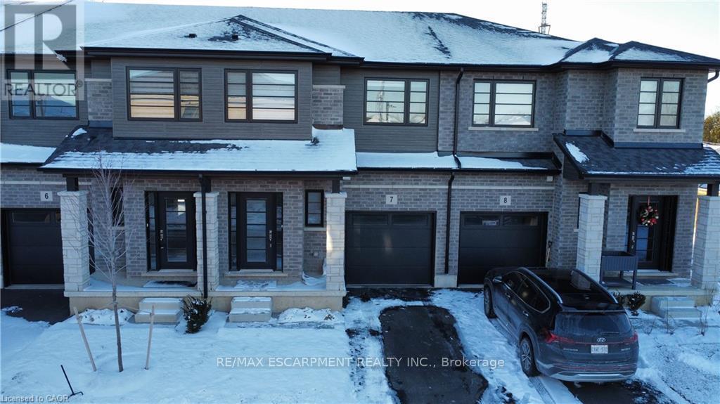7 - 520 Grey Street, Brantford, Ontario  N3S 0K1 - Photo 1 - X13106918