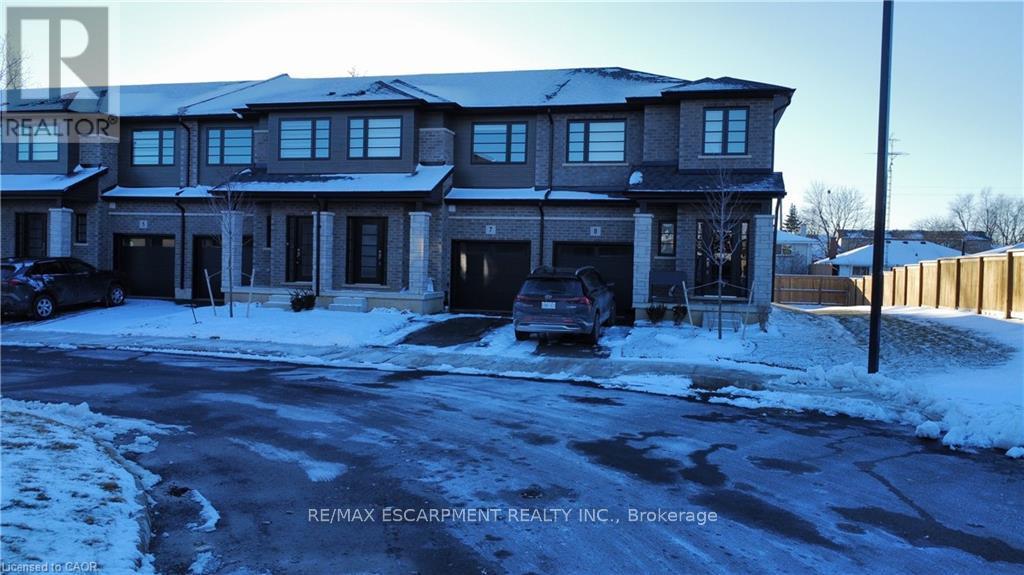 7 - 520 Grey Street, Brantford, Ontario  N3S 0K1 - Photo 2 - X13106918